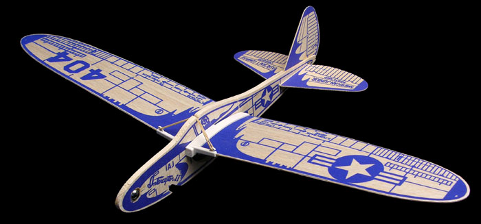 Interceptor II an 2006 model by Frank Macy, folding wing glider